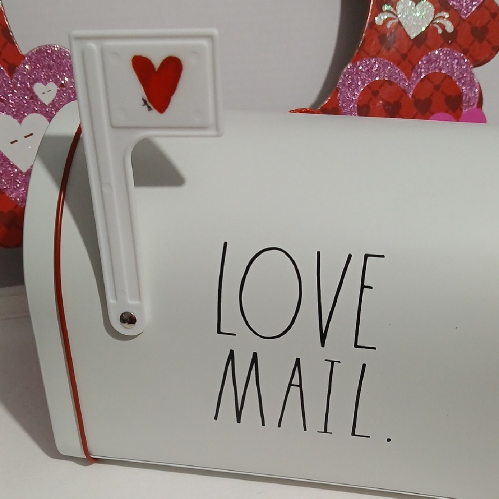 Rae Dunn White Mailbox with Red Heart NWT - Picture 3 of 9